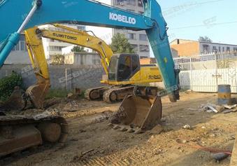 不用担心国内品牌挖掘机配件批发找不到货源了