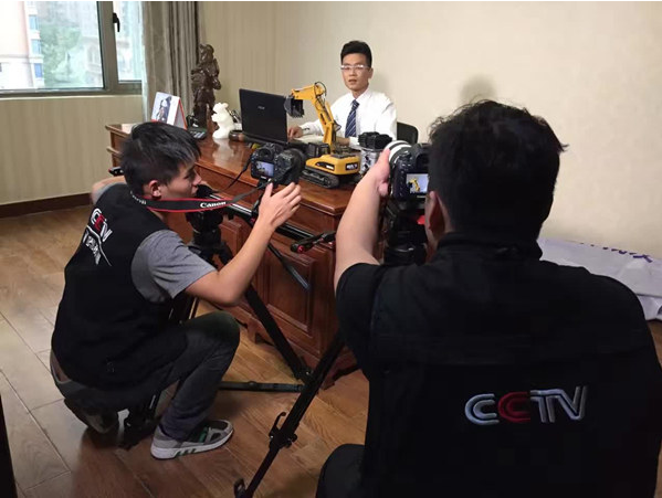 挖掘机配件-桂之邦