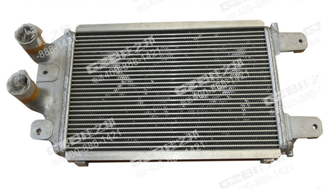 三一挖掘机中冷器
