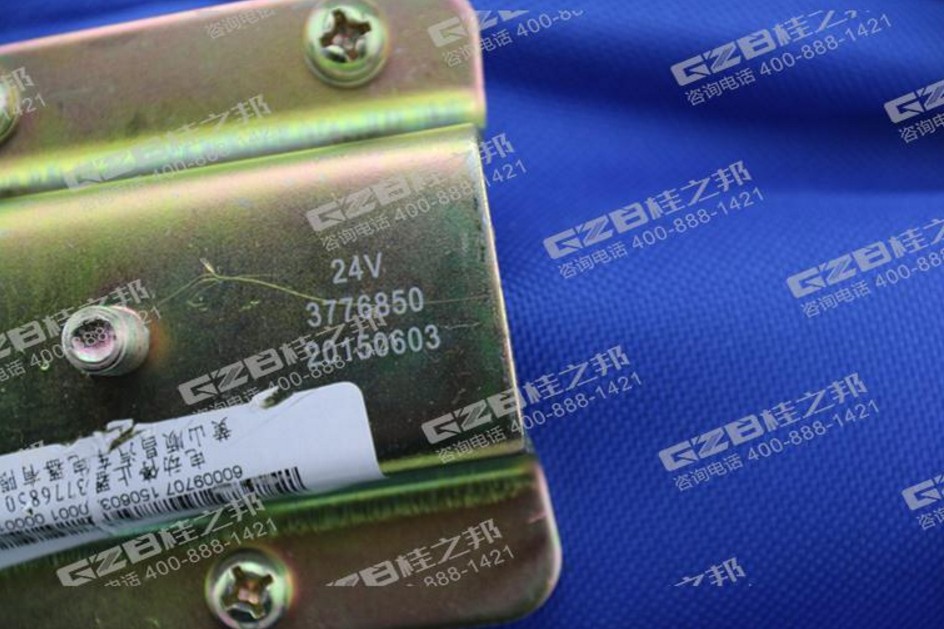 挖掘机配件批发