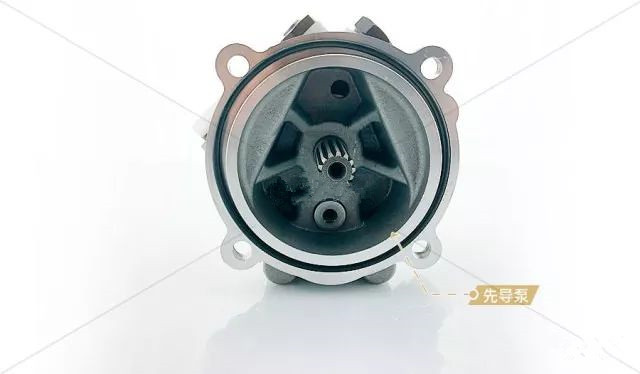 先导泵