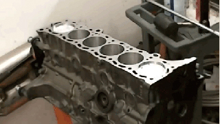 挖掘机机发动机2