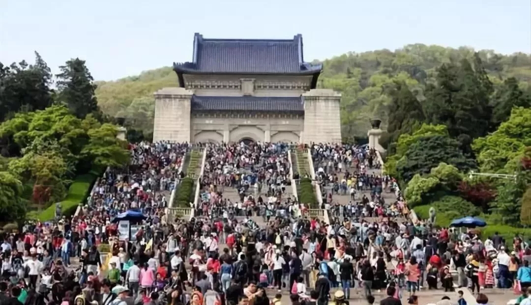 国庆嗨起来！你选择路上还是床上？