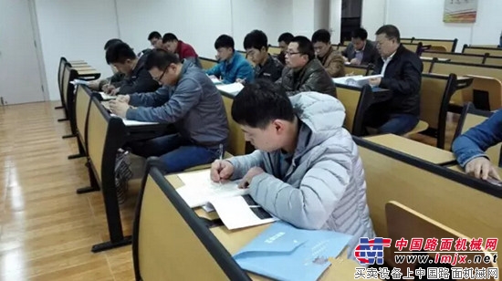 从&ldquo;高大上&rdquo;到&ldquo;接地气&rdquo;，厦工再制造惠及经销合作伙伴培训班